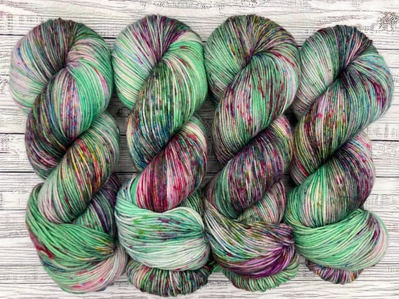 Green Magenta Speckles One of a kind - Hand Dyed Yarn - Superwash Merino Nylon - Green Magenta Red Speckles - Sock Yarn - Knit Crochet Gift