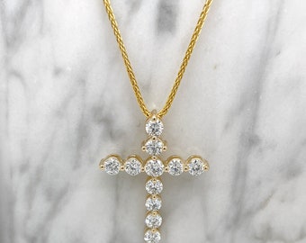 Colar com pingente de cruz de diamante em ouro 14K, diamante cultivado em laboratório de 2,50 quilates