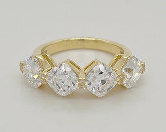 Anel de diamante cultivado em laboratório CVD com lapidação almofada em ouro 18K - 4,09 ct