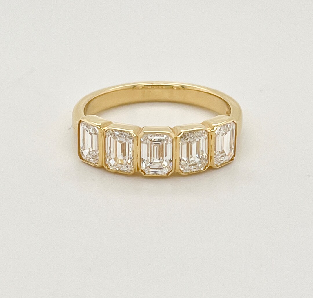 18K Gold Lab Grown Diamond Emerald Cut Half Eternity Ring - Etsy