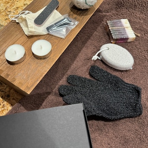 Luxury Spa Kit, Handmade Bath bomb, Handmade Soap, Spa essentials, Pamper, Self Care, Gift for Her, Gift for Him