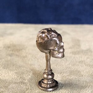 Skull With Eyes And Brain Exposed Pipe Tamper, Solid Fine Pewter
