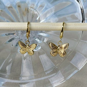 18K Gold Butterfly Earrings Hoop Butterfly Huggies Earrings Dainty Butterfly Drop Butterfly Earrings Anti Tarnish Waterproof Earrings Gift