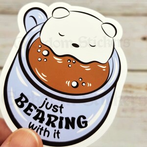 Bär Kaffeeliebhaber, Teeliebhaber Aufkleber, Geek Aufkleber, Bär Wortspiel, Geek Aufkleber, Kawaii Aufkleber, Nerd Aufkleber, Hydro Aufkleber, Tee Geschenkidee