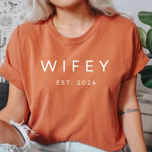 Custom Comfort Colors® Hubby Wifey Shirt, Personalized Wifey & Hubby Shirt, Honeymoon T-shirt, Engagement T-shirt, Wedding Gift