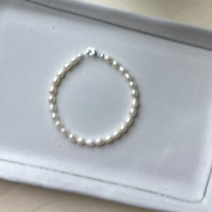 Freshwater Pearl Bracelet: Sterling Silver Clasp, Minimalist Style