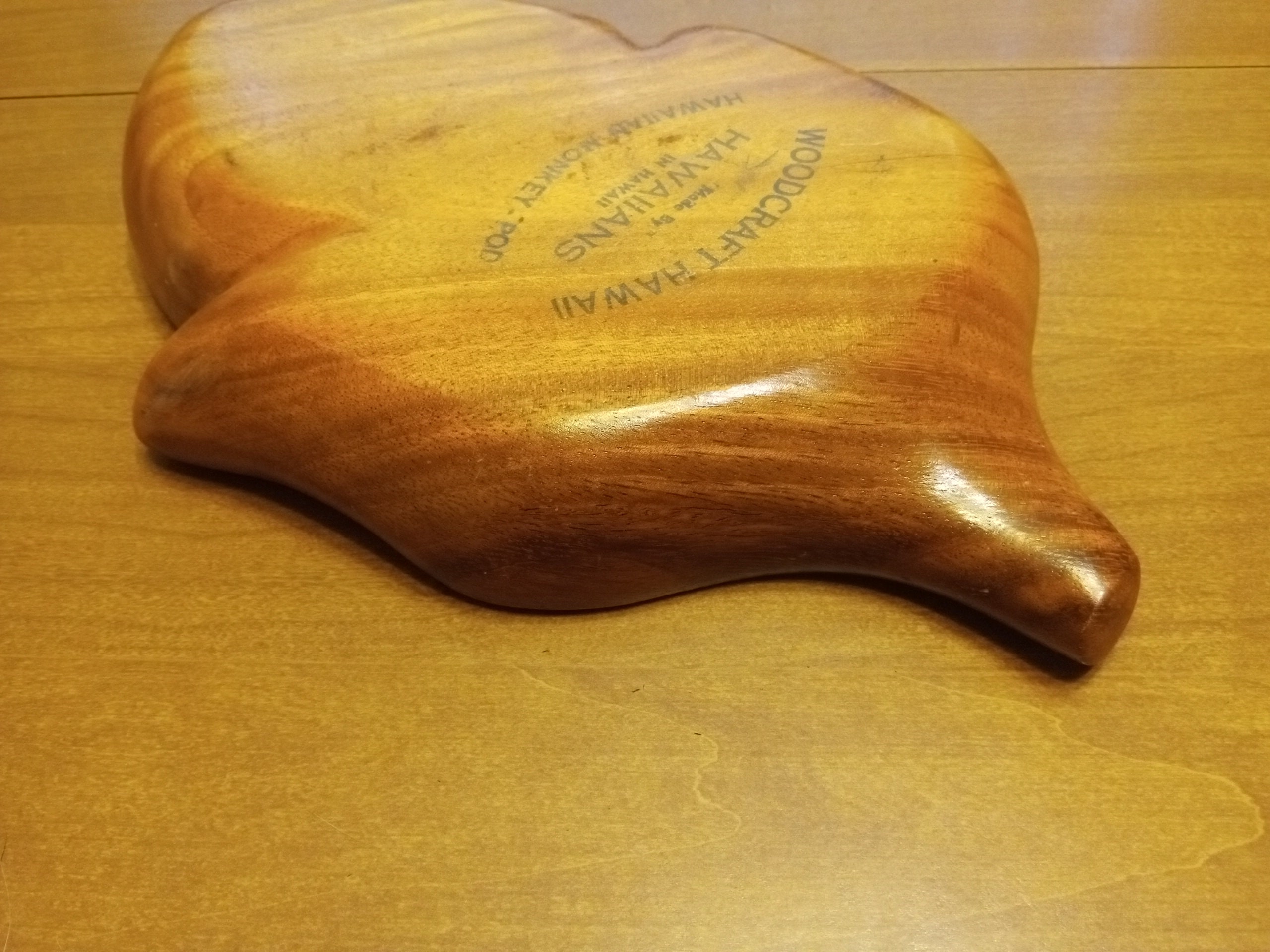 Vintage Handmade Woodcraft Hawaii Leaf Bowl Hawaiian Monkey Pod