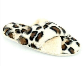 leopard print fluffy slippers