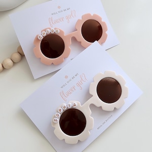 Blumen-Mädchen-Sonnenbrillen werden Sie mein Blumenmädchen-Vorschlag-Geschenk Personalisierte Blumenmädchen-Karte Personalisierte Name Sonnenbrille Kinder Blumenmädchen