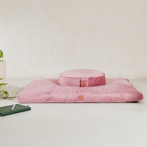 Green Velvet Meditation Cushion Set, Zafu Zabuton, Buckwheat Floor Cushion, Meditation Pillow Set, Large Floor Pillow Blush Pink