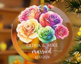Adorno de boda personalizado, recuerdo floral de rosa arcoíris, nombres y fecha de la pareja personalizados.