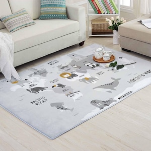Weltkarte Teppich Safari Tiere Spielzimmer Matte Individueller Name Kinderzimmer Teppich Skandinavische Kinder Spielmatte Geschenk für Neugeborene