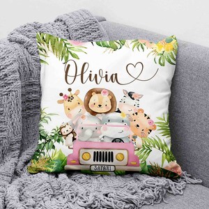 Cojín de animales de safari, almohada de selva tropical, decoración floral de verano para habitación de bebé, regalo personalizado para baby shower, almohada de animales salvajes