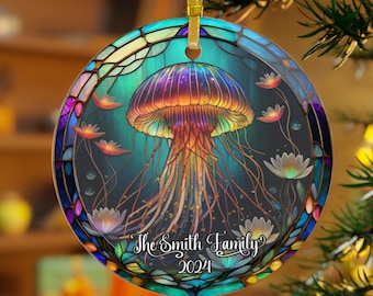 手作りの美しい透明なクラゲ - ガラスのクリスマスオーナメント