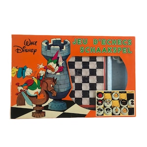 Vintage Walt Disney chess set - Vintage chess set - 60's chess set - Disney characters - Walt Disney collection - Unique chess set
