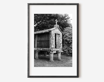 Black and white rustic wall art print, Hygge wall art, Old barn Digital Print, Old Barn Photo Print, Rustic barn landscape wall art, Galicia