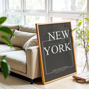 Afdrukbare poster New York City - NYC typografie print - moderne reizen muurkunst - kaart coördinaten downloadbare print