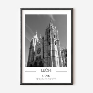 Leon Cathedral Print: Black and White Spain Cityscape (Digital Download)