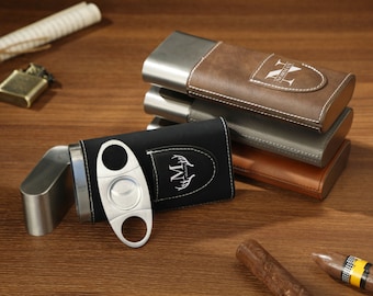Personalized Cigar Case With Cutter, Engraved Cigar case, Groomsmen Gift, Cigar Holder, Gift for Him, Father's Day Gifts, Personalized Gift