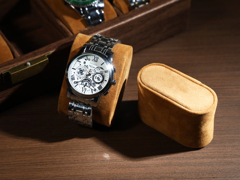 Boîte à montres personnalisée en cuir synthétique polyuréthane marron pour 6 montres à 10 fentes, rangement pour montres, cadeau pour mari, cadeau pour père, cadeau pour homme, prénom personnalisé image 9