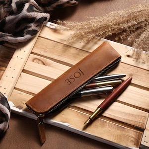 Engraved Pencil Sleeve Holder, Personalized Leather Pen Pouch, Pencil Bag, Leather Zip Pen Case, Gifts for Him, Diary Accessory, Stationery