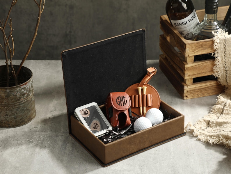 Personalized Golf Gift Set, Gift for Golfer, Golf Balls, Golf Bag Tag