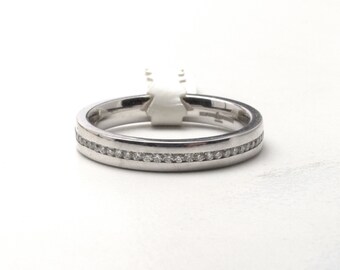 18ct white diamond channel-set band
