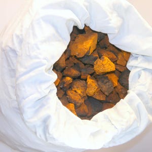 500g (17.6 oz) Chaga mushroom (10.6 EUR/100g) Чага чай Schaga Tschaga Russia Laboratory tested!