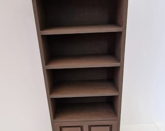 Estantería estrecha estilo biblioteca para casa de muñecas, escala 1:12. Kit de MDF precortado.