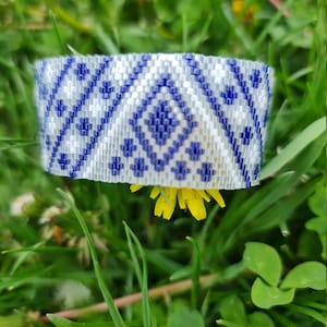 Just Pretty bracelet - easy pattern (no physical bracelet)
