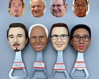 Abridor de botellas con cara personalizada: regalo personalizado para padrinos de boda