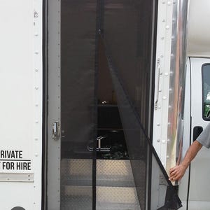 Fermeture à glissière moyenne d&#39;écran de porte latérale de transporteur de jouets fait sur commande pour la remorque fermée de rampe de transporteur de jouets fabriquée aux Etats-Unis