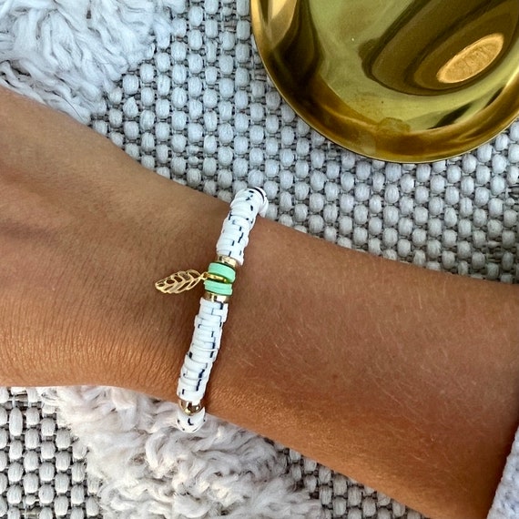 Katsuki/Heishi bracelet pastel green-black/white elastic - wertbrandings -