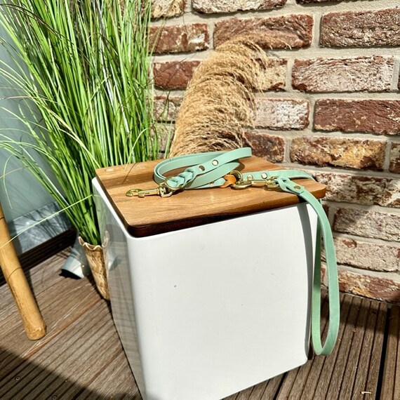 YELL OH BELLO Biothane dog leash with leather loop, sage/cognac, 2-way adjustable