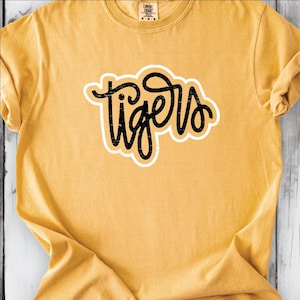 Tigers Team Spirit Shirt • Scripty Style Comfort Colors Tee • Tigers Game Day T‑Shirt • School Spirit Graphic Tee