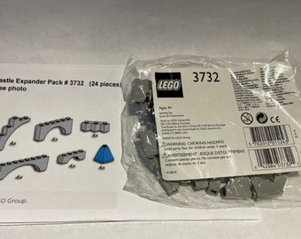 LEGO 3732 Castle Expander Pack 24 Pieces