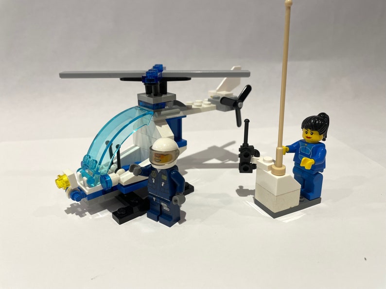 LEGO Pair of Police Helicopter Sets 7741 & 30226 image 7