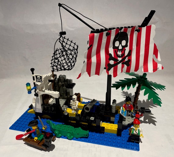 LEGO 6296 Ship Wreck Island. -  Israel