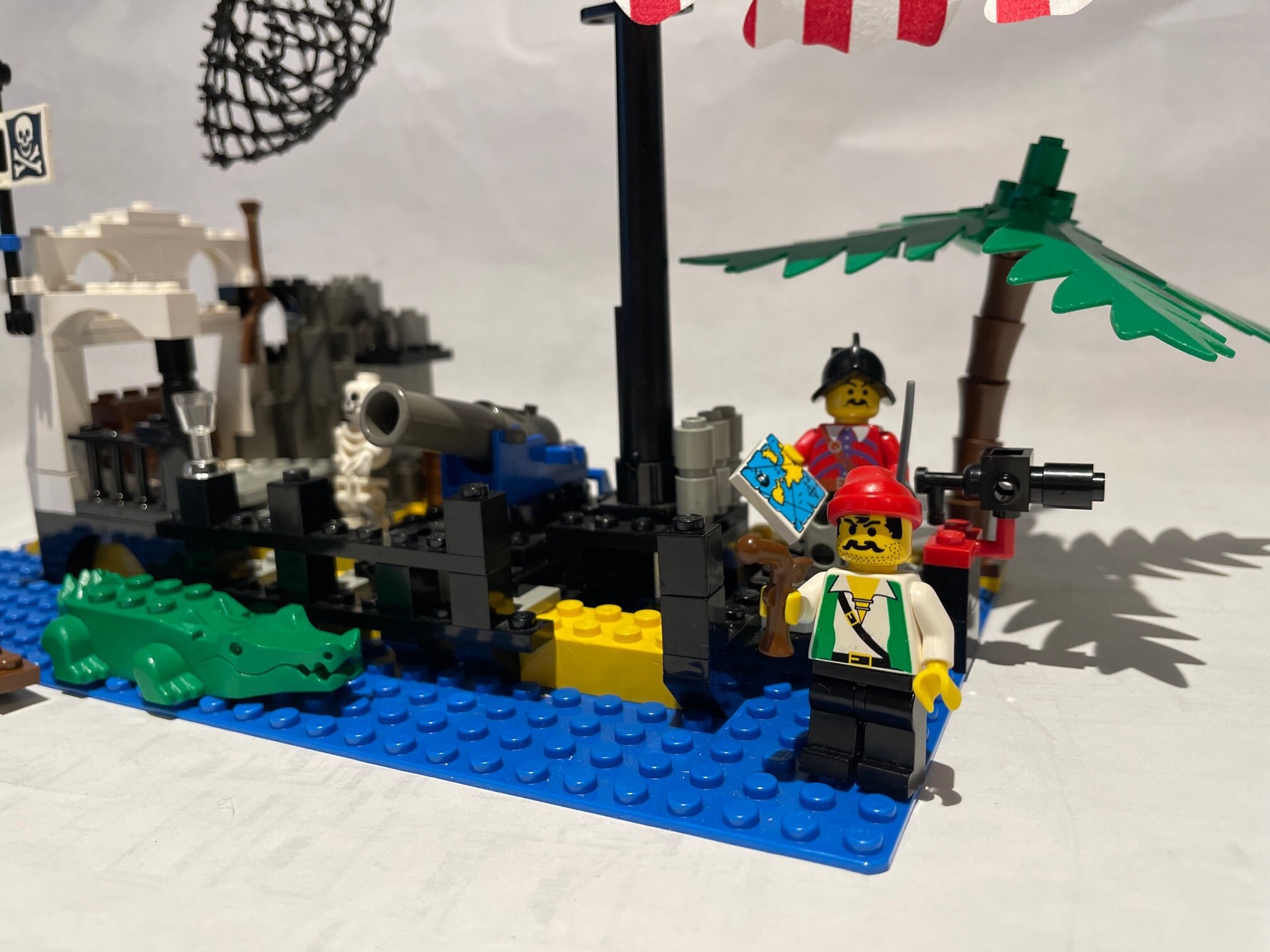 LEGO 6296 Ship Wreck Island. Etsy