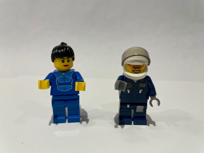 LEGO Pair of Police Helicopter Sets 7741 & 30226 image 9