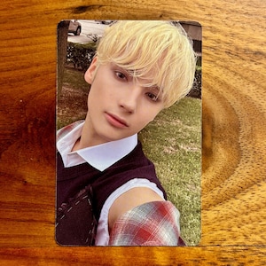 Hueningkai Freefall Weverse Album Ver. Photocard - B1