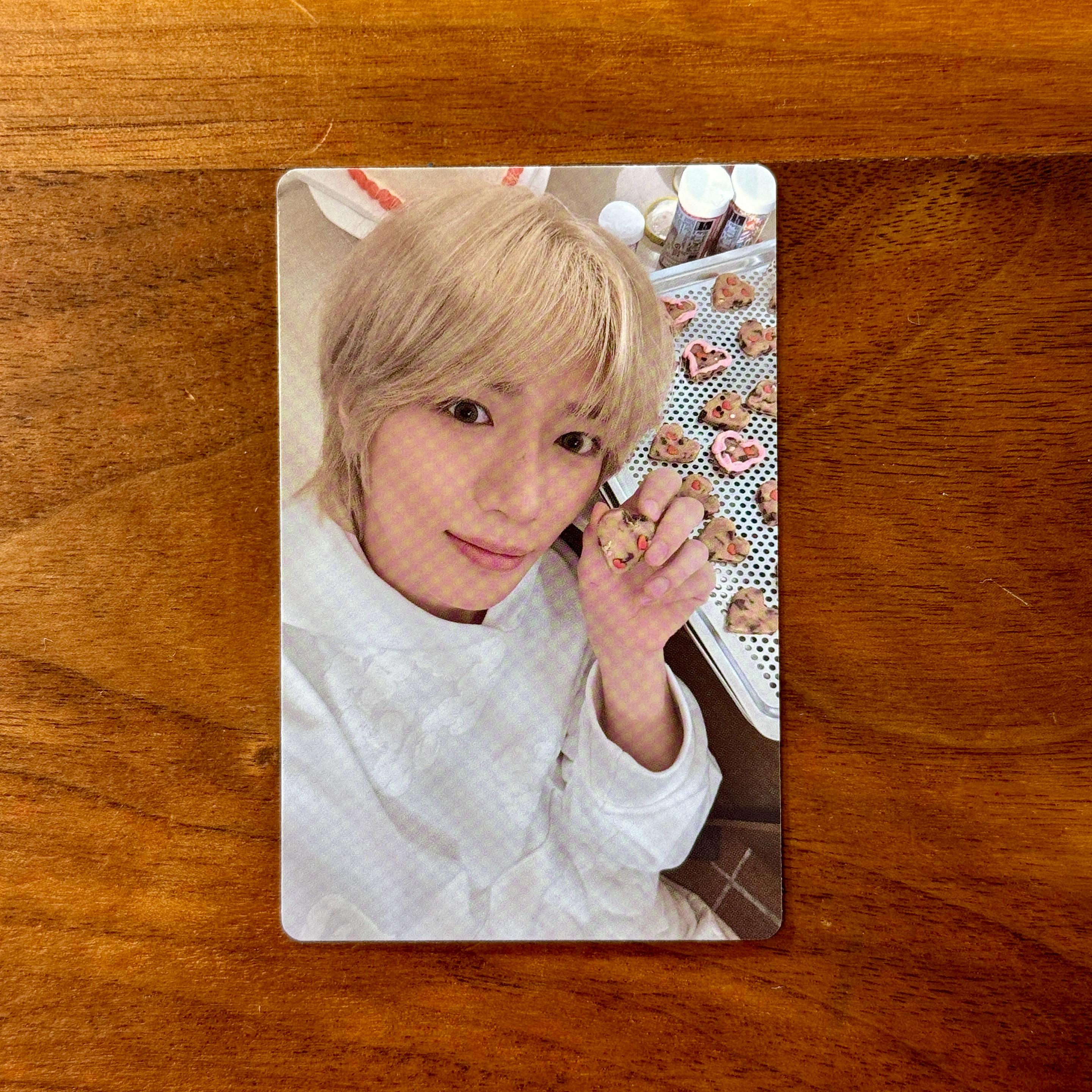 TXT ボムギュ Sanctuary グッズ Ver. フォトカード - Etsy 日本