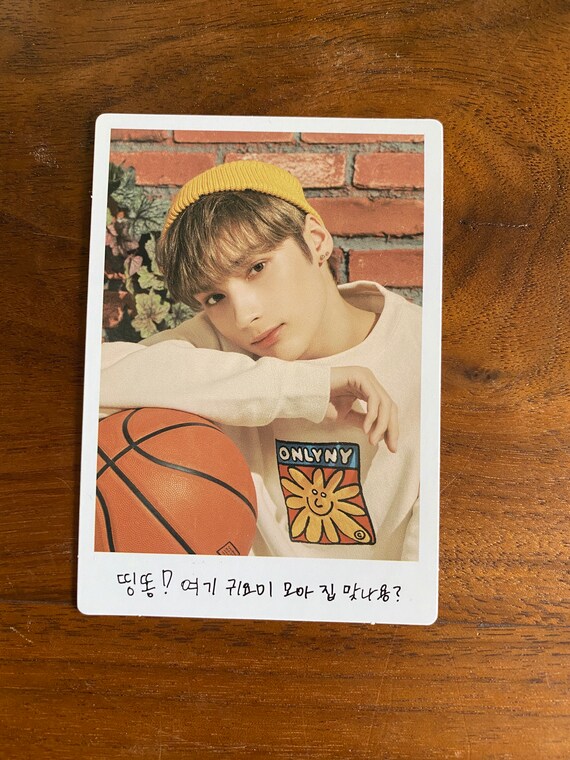 TXT MOA X TOGETHER バインダー TOMORROW X TOGETHER - TXT MOA X TOGETHER バインダーの通販 by