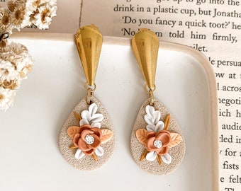 Fall floral clay earrings, Peach polymer clay earrings, Handmade artsy earrings, Autumn collection jewelry for her