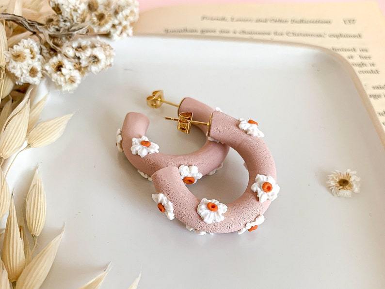 Clay hoop earrings with flowers, Custom polymer clay earrings, Handmade floral hoops, hoop pastel earrings, Floral jewelry Gift for friends image 3