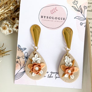 Fall floral clay earrings, Peach polymer clay earrings, Handmade artsy earrings, Autumn collection jewelry for her image 5
