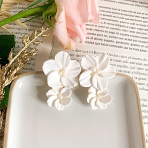 Elegant porcelain flower earrings with pearls, Double floral bridal earrings, Boho floral statement earrings for weddings, Bridal party