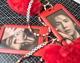 Portatarjetas fotográfico BTS Arirang Rojo y blanco Bangtan Sonyeondan Jungkook Jimin V SUGA J-Hope Jin RM