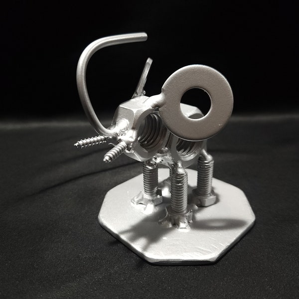 Metal elephant figurine