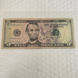 2021(2- 1 dollar bills) 2017 (3-1 dollar Bills) 2013 (1- 5 dollar bill) collection of fancy serial numbers with STAR notes